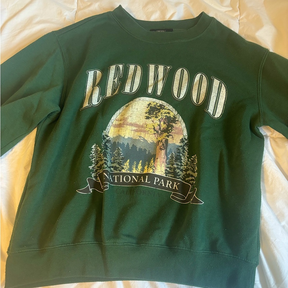 Forever 21 Redwood National Park crewneck